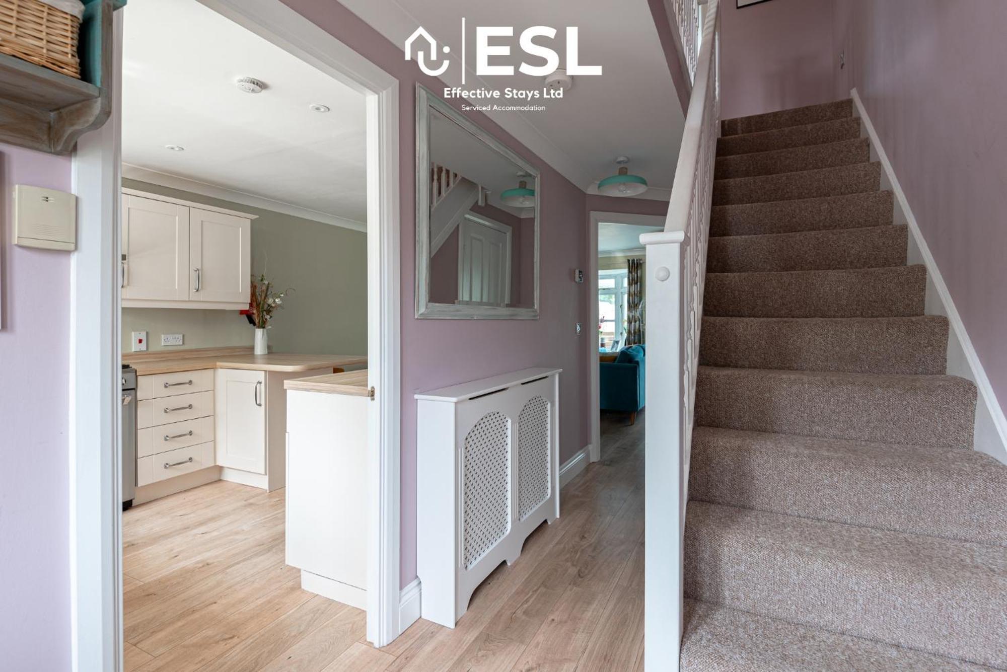 4 Bedroom Townhouse 10mins Walk From Town Centre With Parking Сasa de vacaciones Shrewsbury